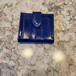 Elegant Elk Blue Leather Wallet